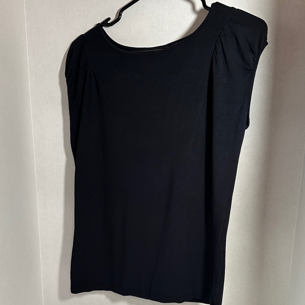 Banana republic black cap sleeve shirt size large